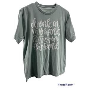 George Drink In Hand Toes In Sand Graphic T-Shirt Men's Size Medium 38-40